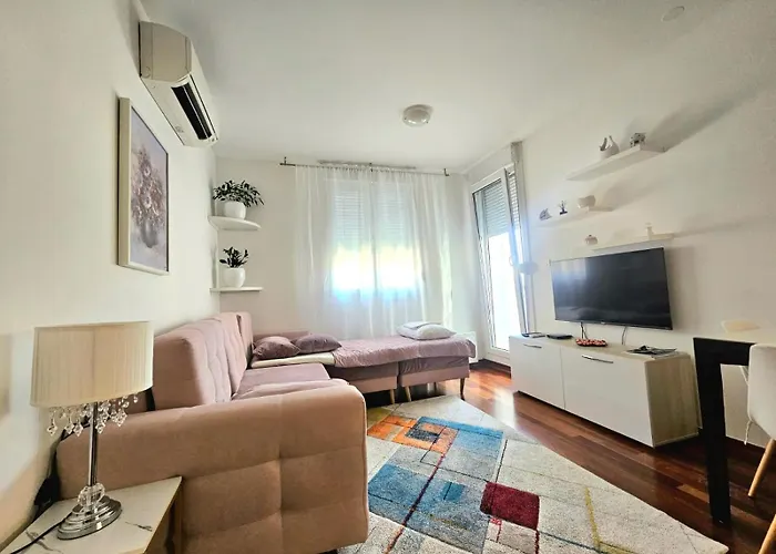 Beautiful New Apartment Bubli