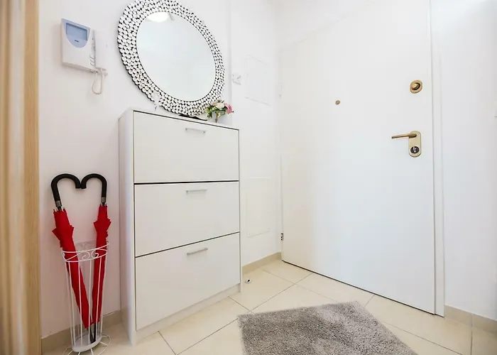 Beautiful New Apartment Bubli شقة *