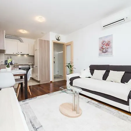 Bubli Apartment *